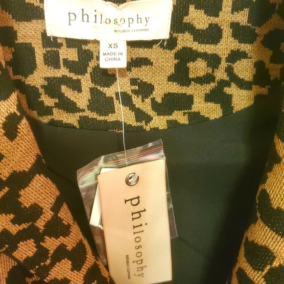 Leopard Print Fall Jacket - Picture 3 of 5